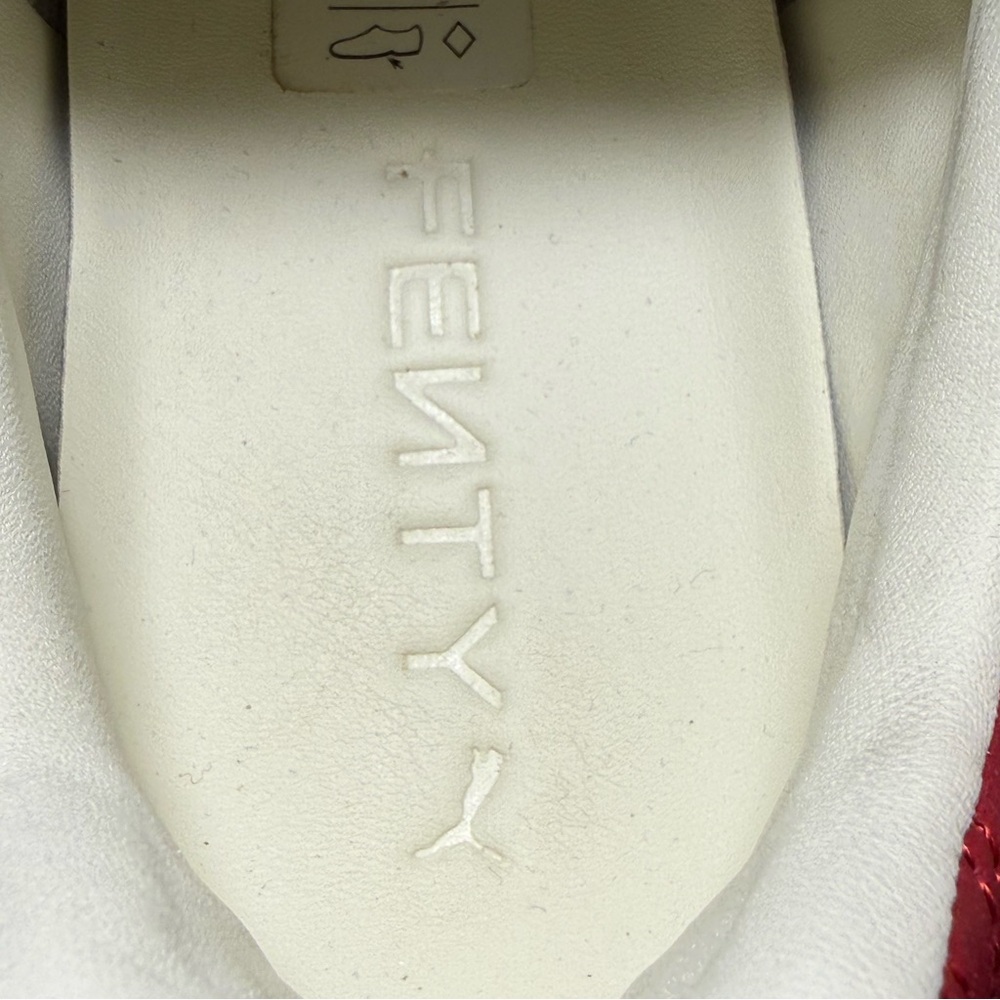 Women's PUMA Fenty (Rihanna) *Avanti L 'Club Red' Size 6 - Picture 14 of 15